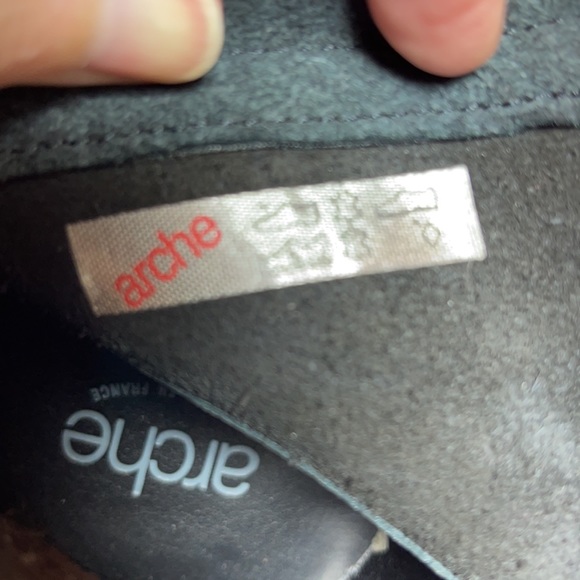 - Arche Ln booties with double zippers. Size 39 - Picture 4 of 12